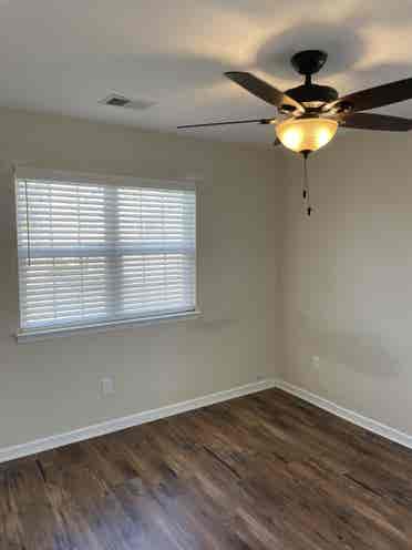 Room for rent /mo