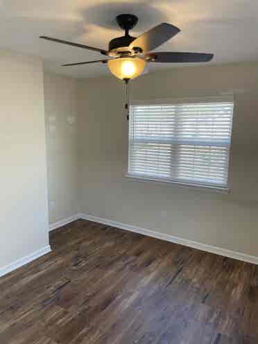 Room for rent /mo