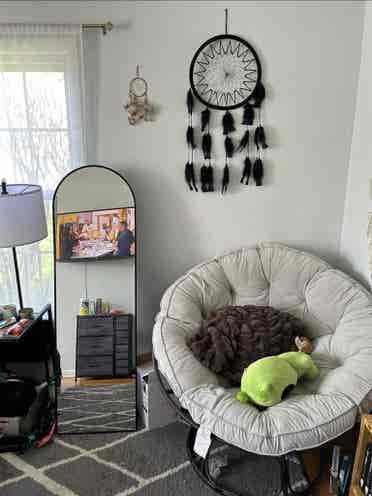 Room for rent in shared house