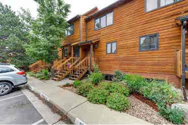 2 bedrooms available in Boulder!