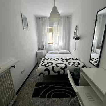 Room to rent