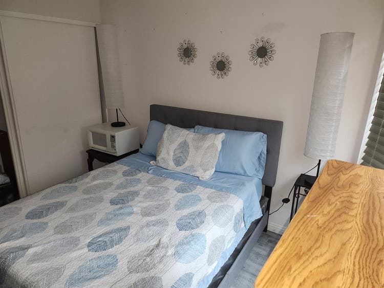 Room for rent. Seeking 1 Male adult