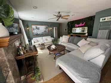 1BR in shared home utilities incl.