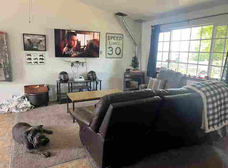 Cozy bedroom near College of Idaho!