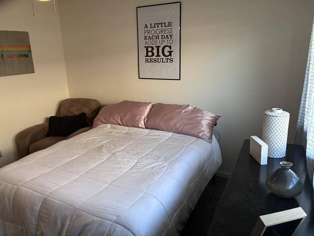 Private  fully furnished bedroom