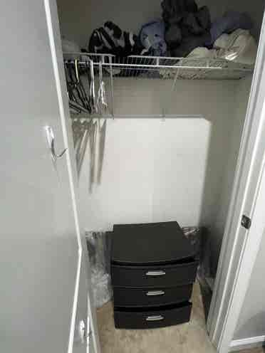Spare bedroom for rent in townhouse