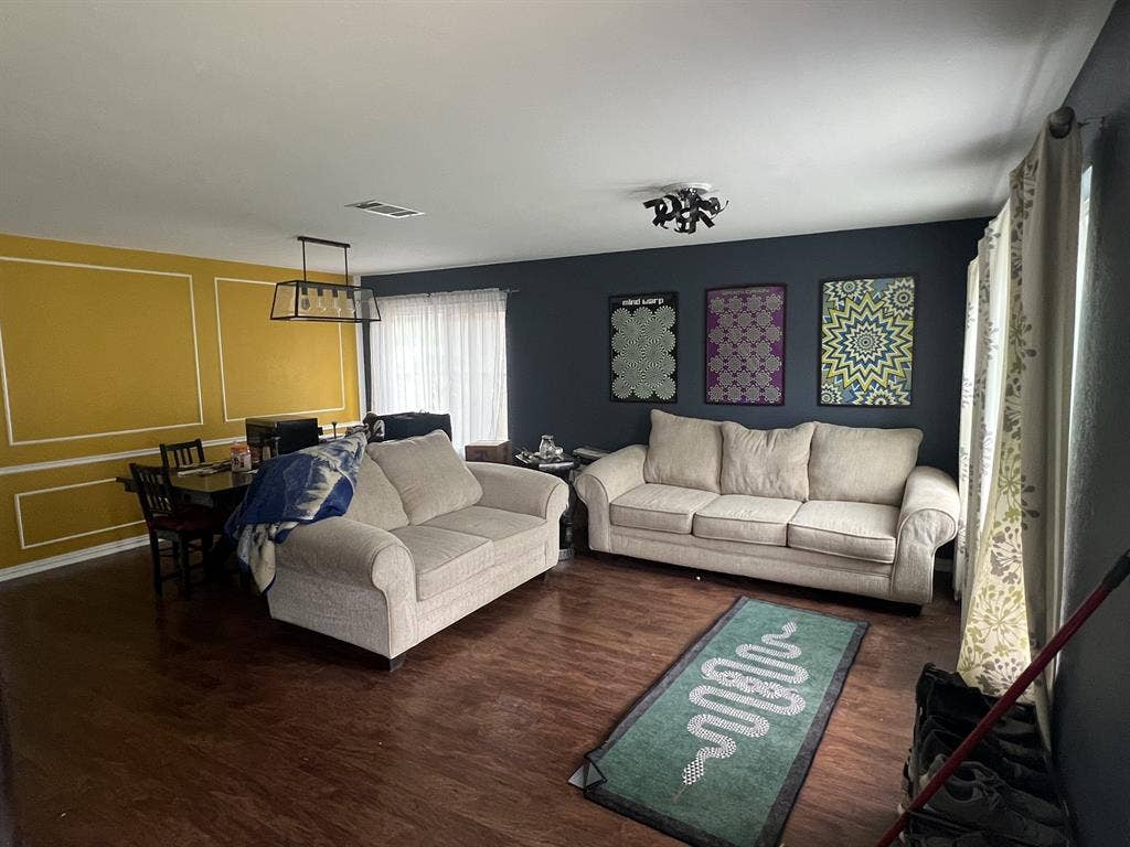 Private Room available April 1st