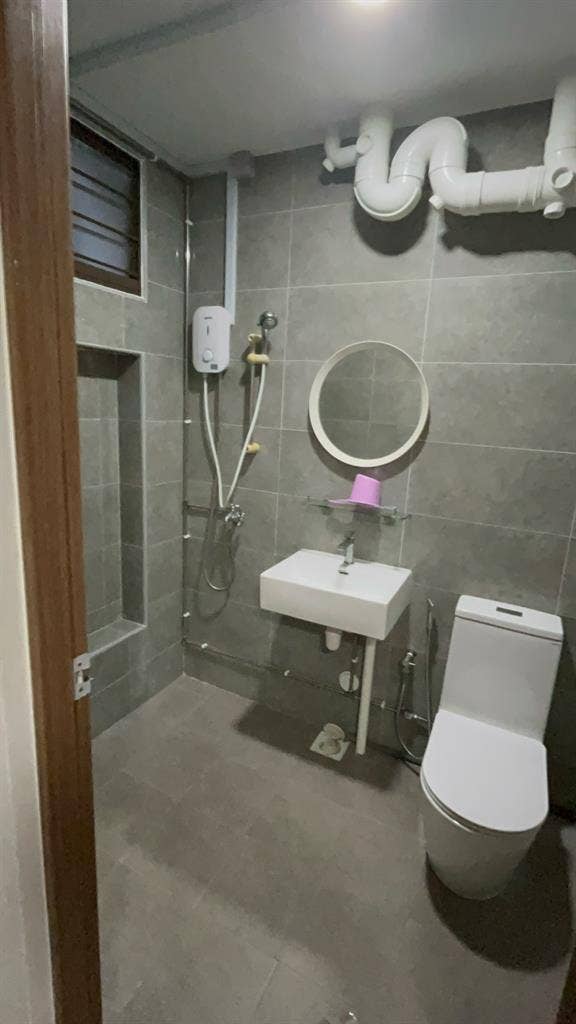 Common Room avl Rent in TamanJurong