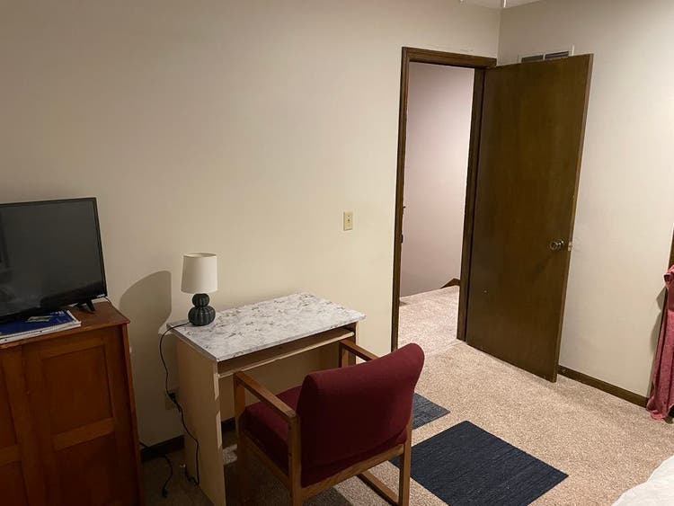 Great room in a good area