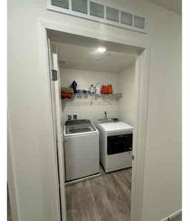 Room for rent in Perris w/ home gym