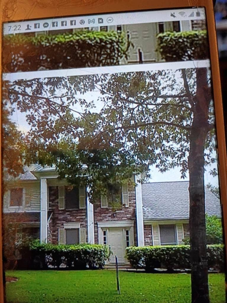 Furnished room / safe neighborhood