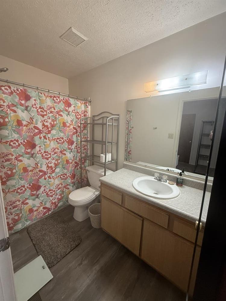 HUGE SPACE available!!