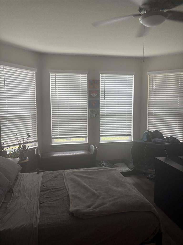 Room for rent utilities included