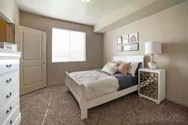 Available for immediate move in!