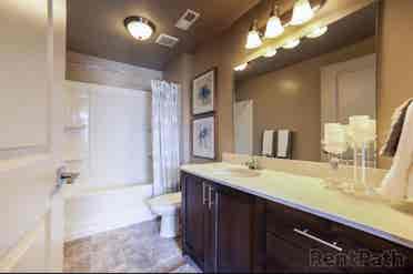 Available for immediate move in!