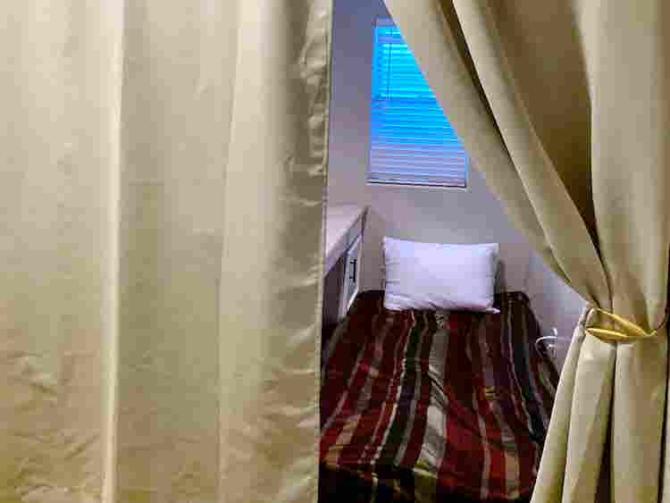 Budget Berth in Large House