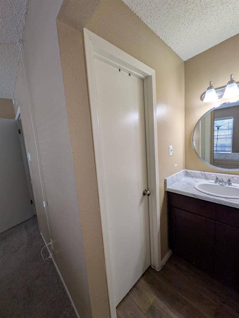 Spacious 2br Townhome