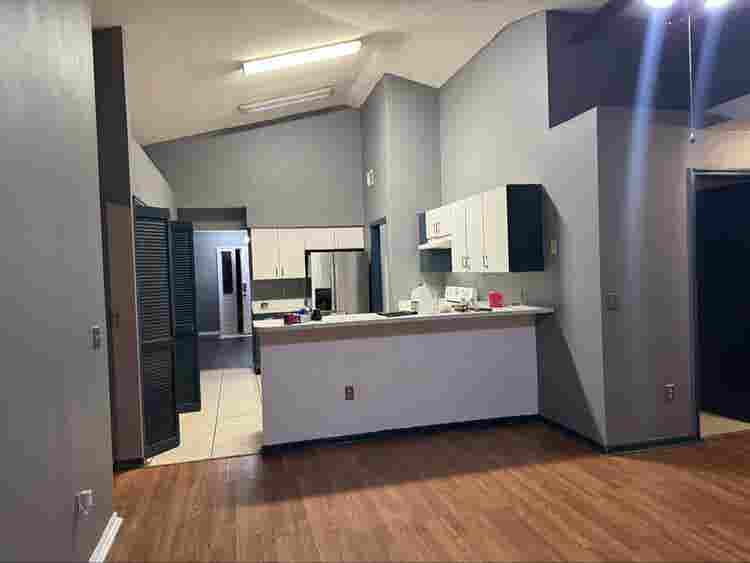 Seeking roommate