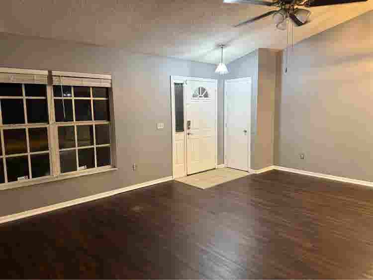 Seeking roommate