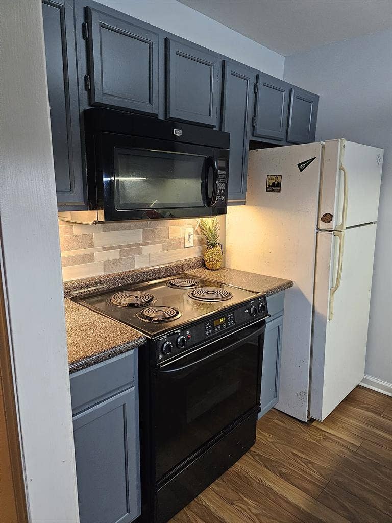 Room for rent in University
