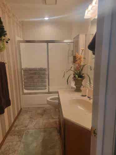 Private room for rent