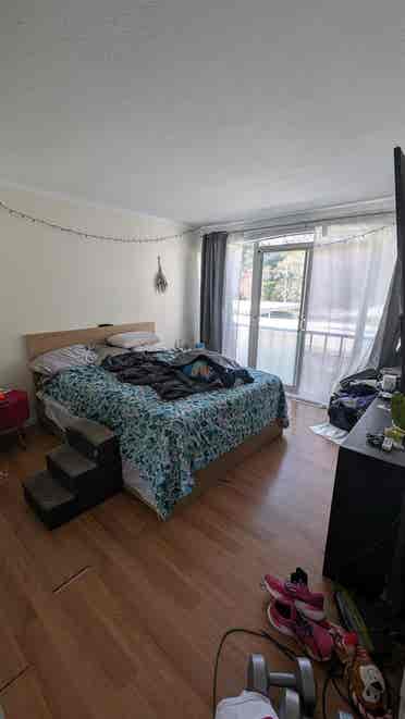 Large bedroom in Mill Valley
