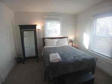 Cozy private room for rent