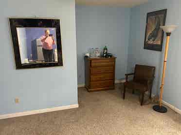 4 ROOM SUITE IN SNELLVILLE