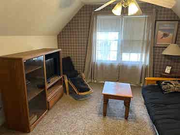 4 ROOM SUITE IN SNELLVILLE