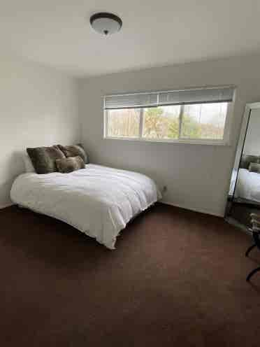 Private Room for Rent  (May 1st)