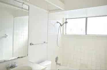 Private Room for Rent  (May 1st)