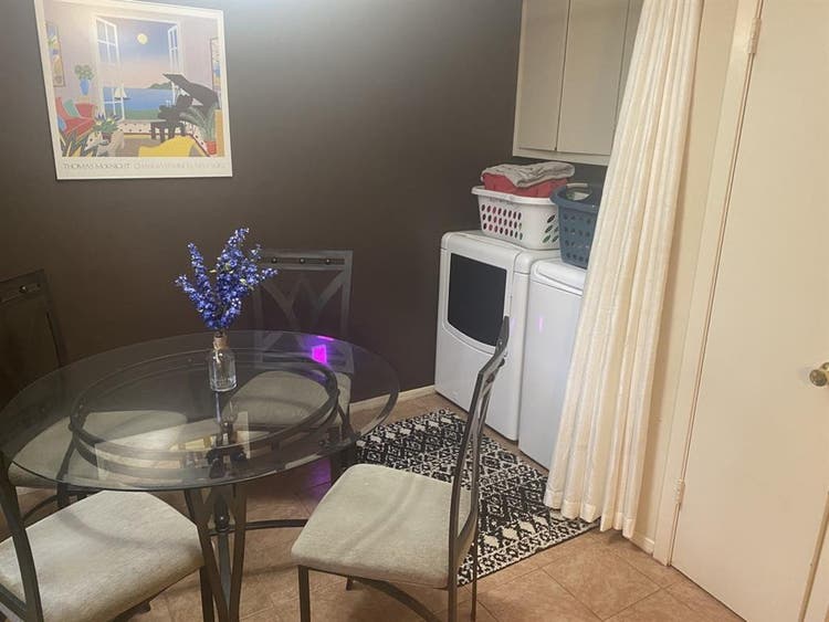 Bedroom Available in Deer Park