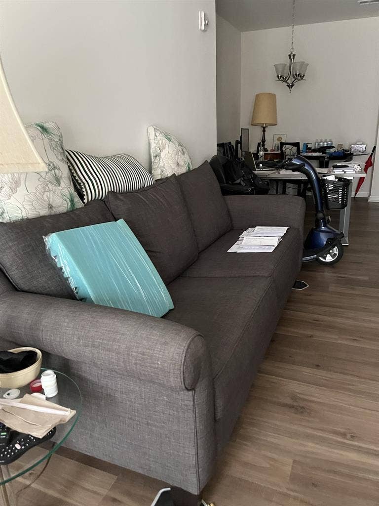 Looking for a roommate