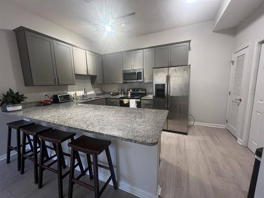 Room for Rent in Bellevue