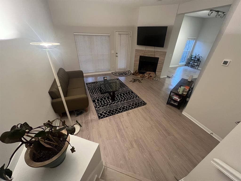 Room for Rent in Bellevue