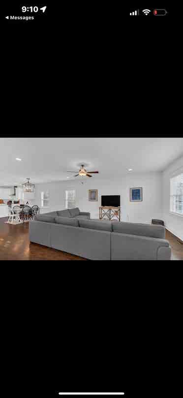 Looking for a roommate!