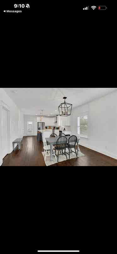 Looking for a roommate!