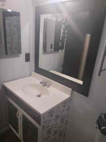 Move in ready furnished master room