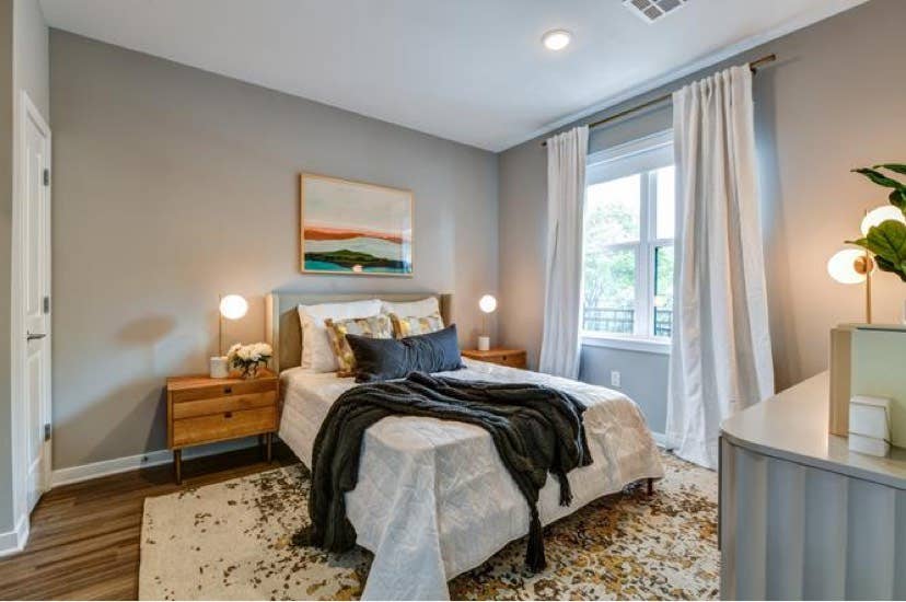 One /Move In Ready