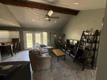 Looking for a cool Roomate