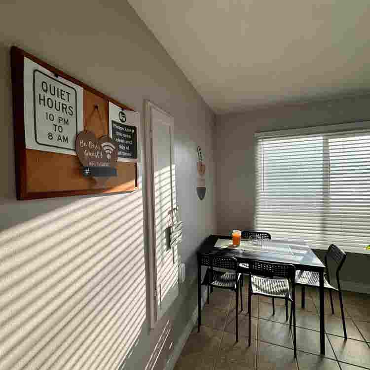 Private Rooms in 6BDS House