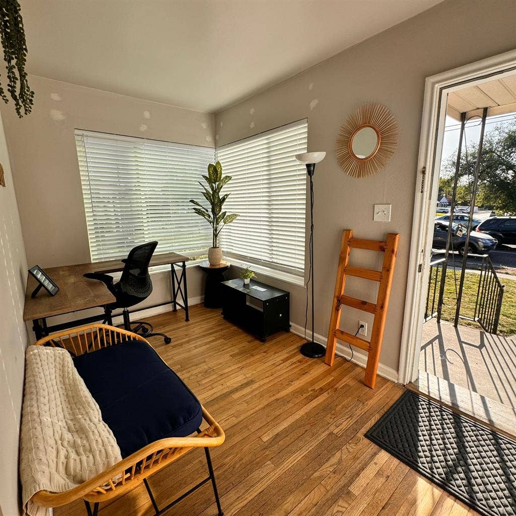 Private Rooms in 6BDS House