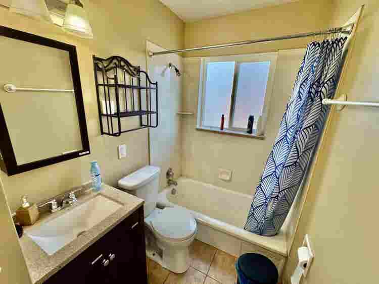 Private Rooms in 6BDS House