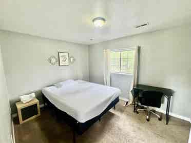 Private Rooms in 6BDS House