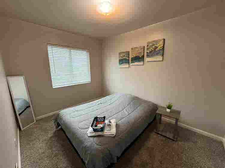 Private Rooms in 6BDS House
