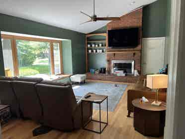 Pool.Patio.Firepit.Private Entrace