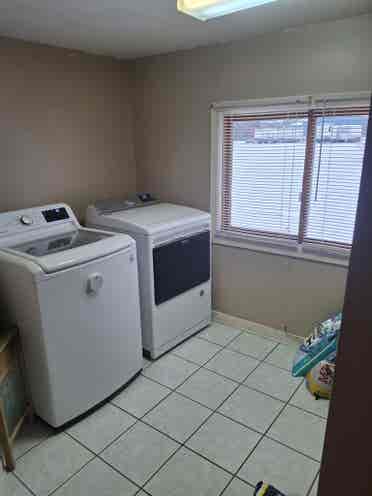 Room for Rent with Shared Bathroom