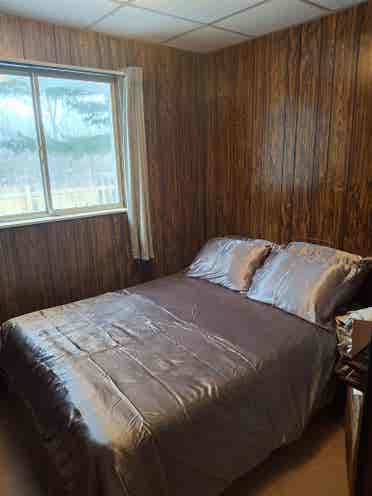 Room for Rent with Shared Bathroom