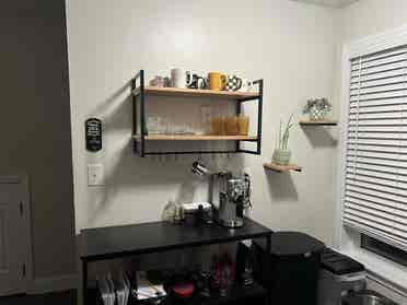 Female roommate wanted