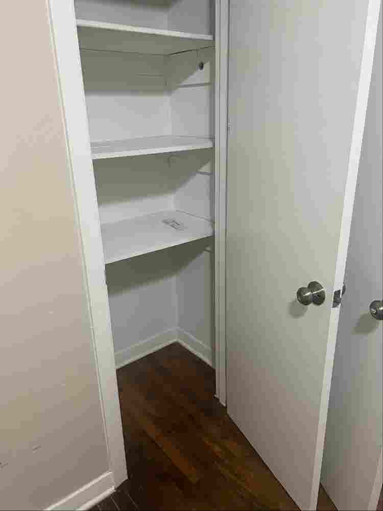 One bedroom in house /big yard